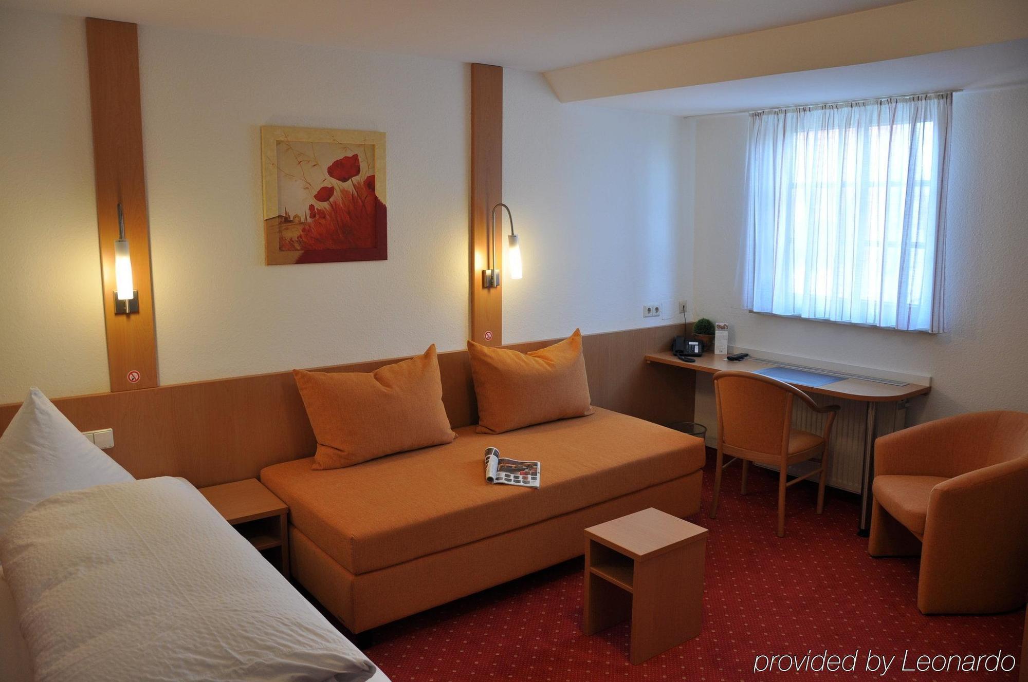 Loewen Hotel & Restaurant Wendlingen am Neckar Extérieur photo